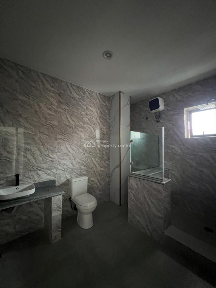 4 bedroom terraced duplex for sale