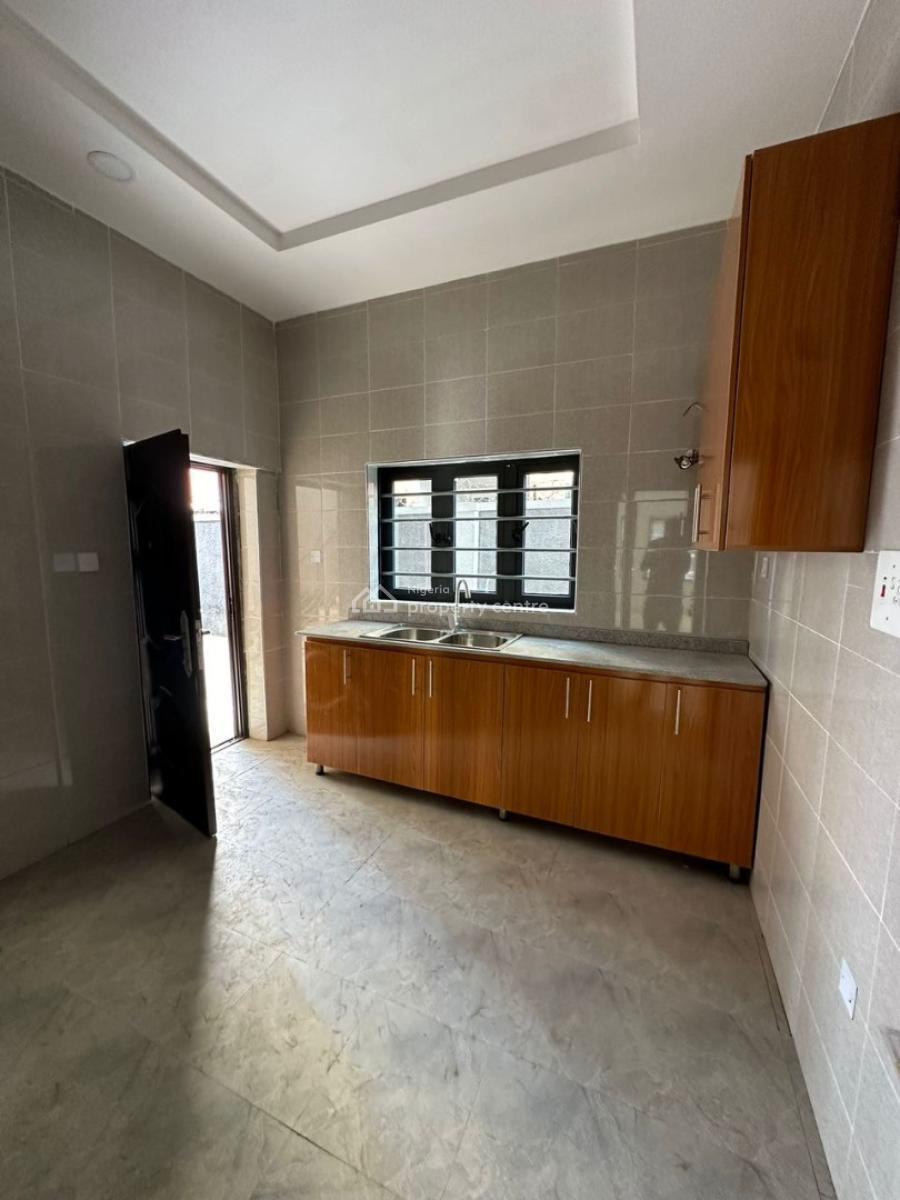 Well Finished 2 Bedroom Apartment