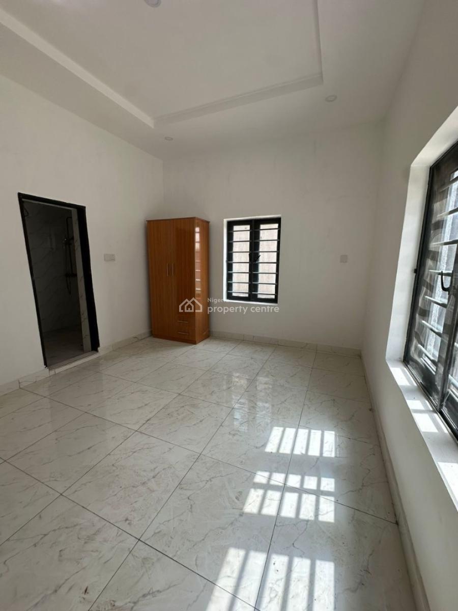 Well Finished 2 Bedroom Apartment