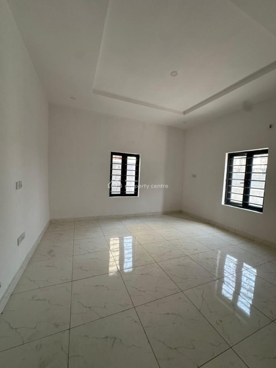 Well Finished 2 Bedroom Apartment