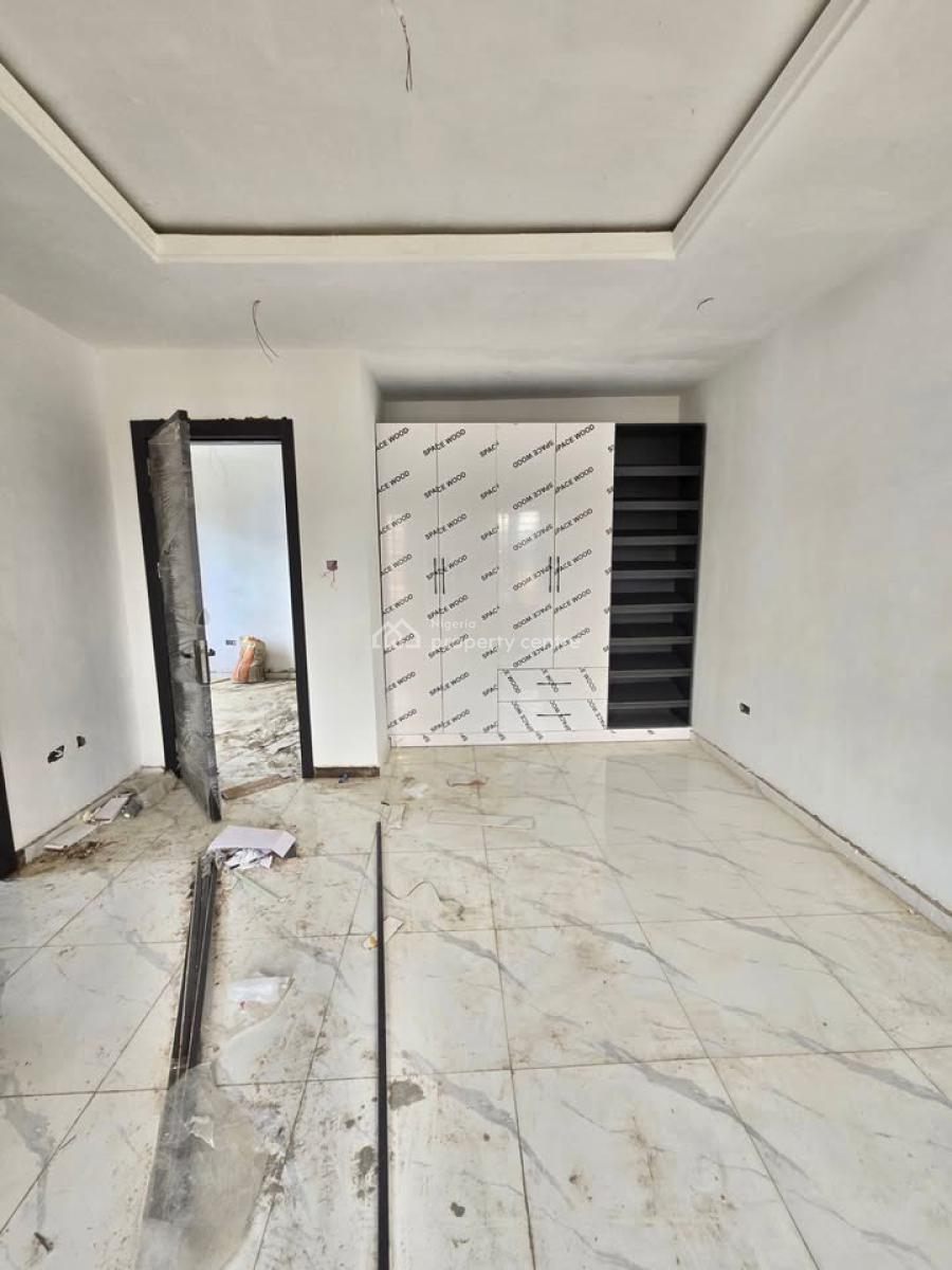 4 bedroom terraced duplex for sale