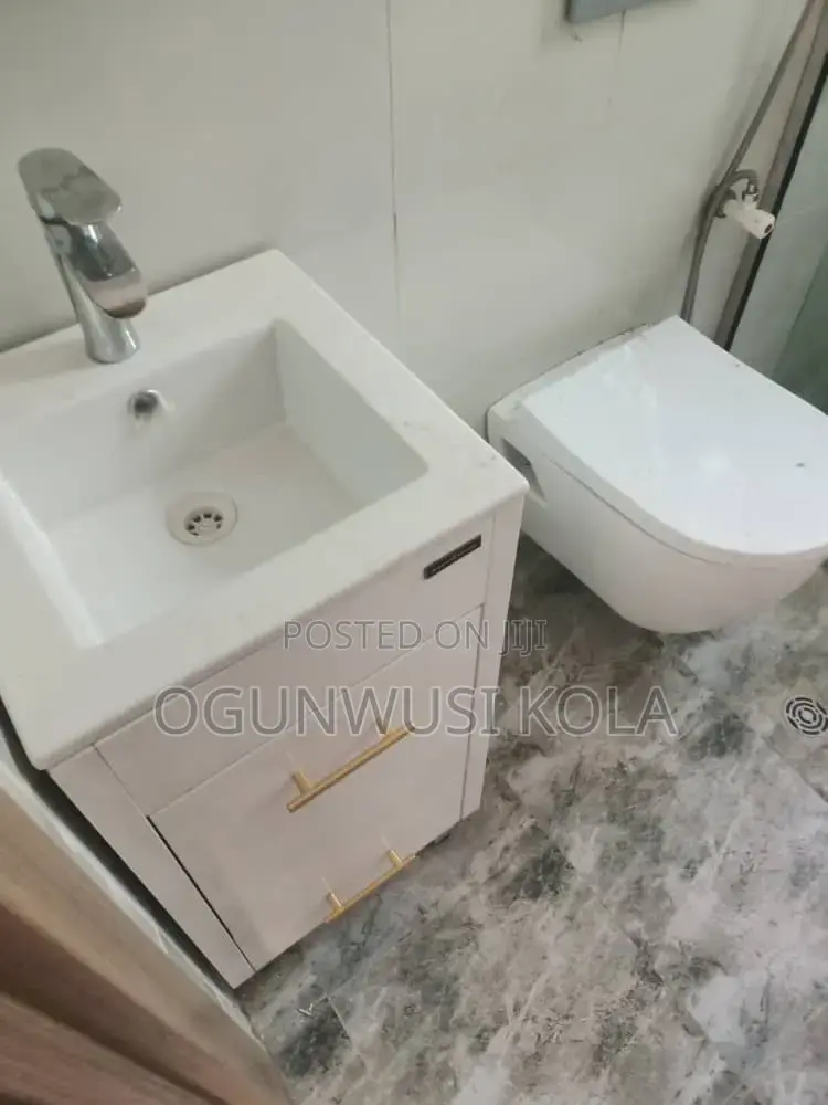 4bdrm Duplex in Opebi Ikeja for sale