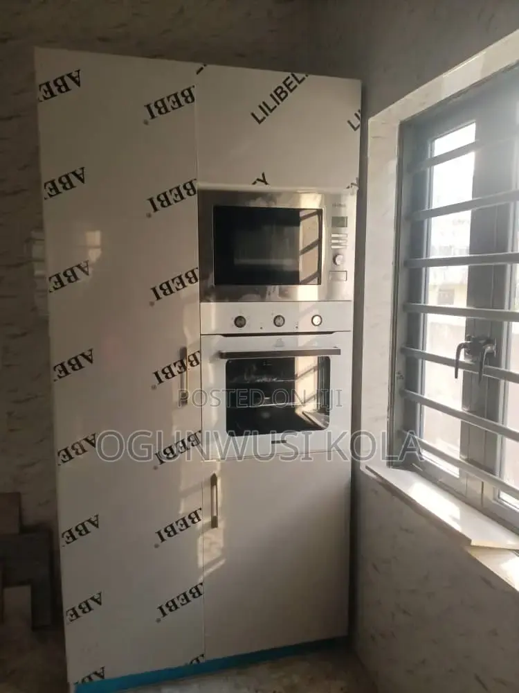 4bdrm Duplex in Opebi Ikeja for sale