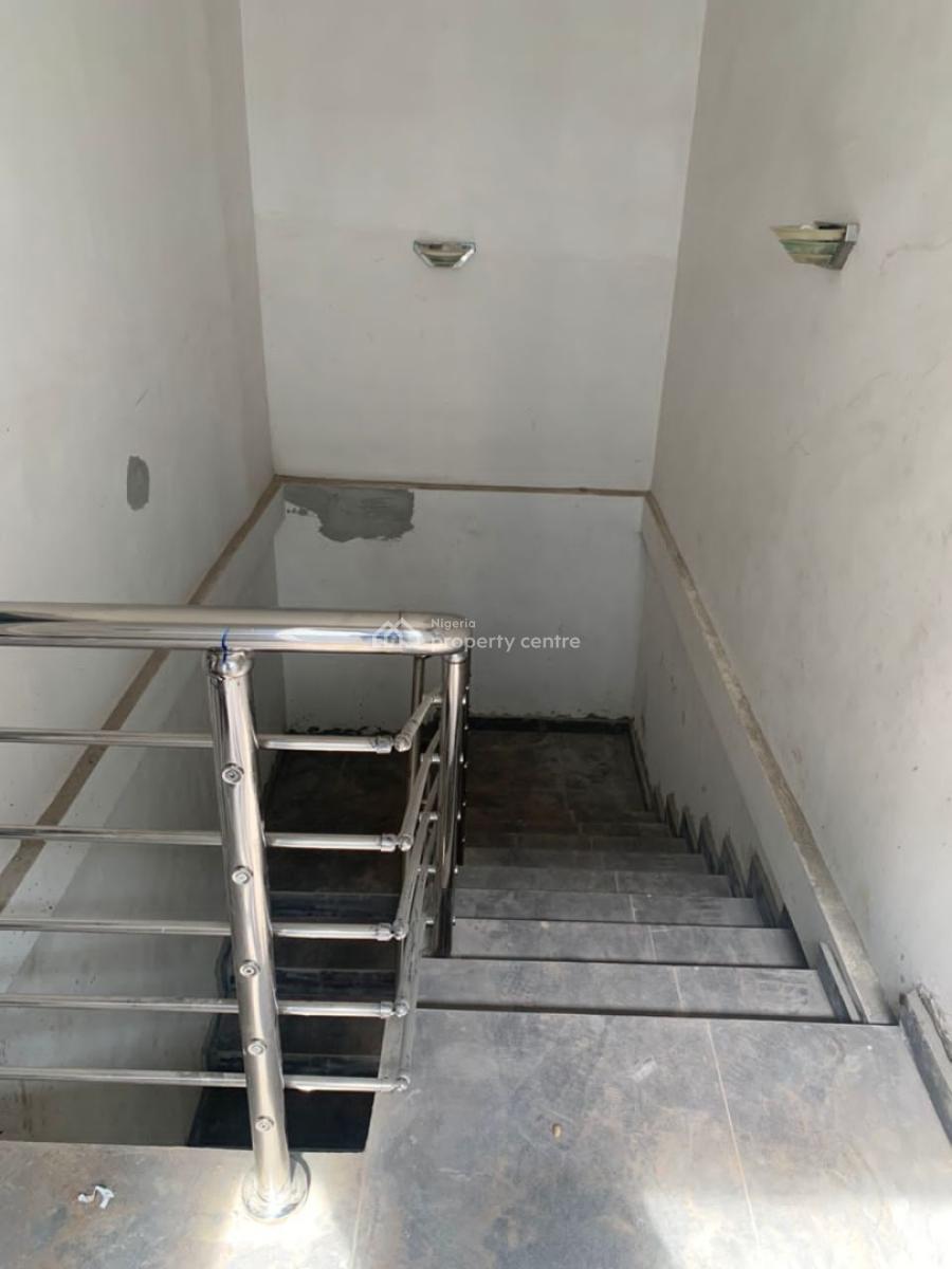 2 bedroom flat / apartment for sale