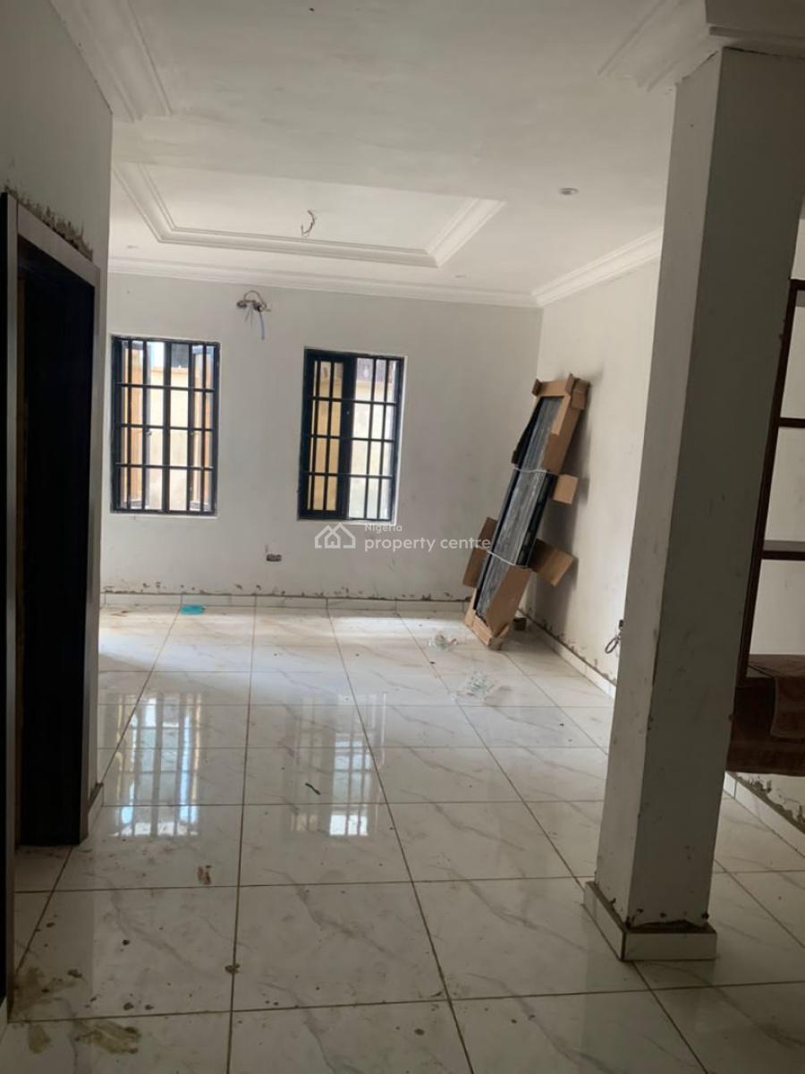 2 bedroom flat / apartment for sale