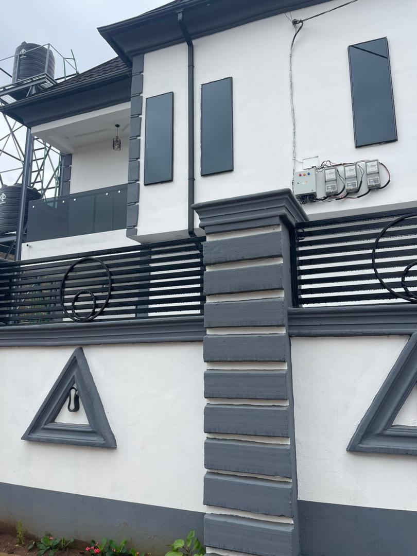 To Let: New And Dope Mini Flat For Rent At Makinde Aship Ayobo....Rent: 1m Yearly...Any Decent Body Can Rent