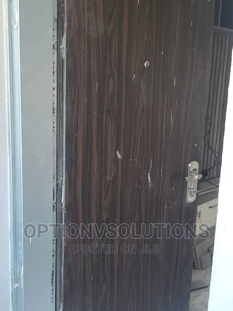 4bdrm Townhouse/Terrace in Utako for sale