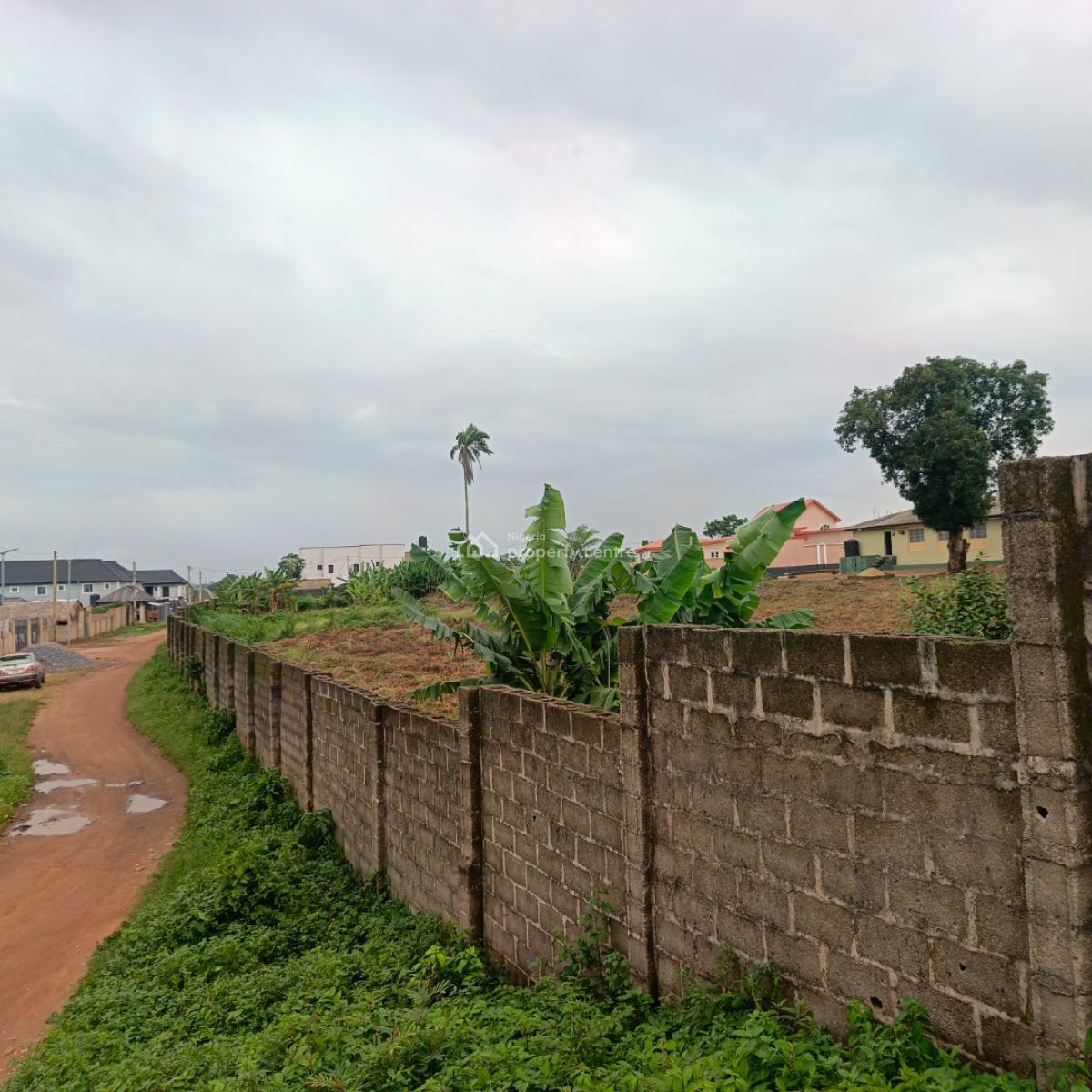 Mixed-use land for sale  Measuring 648sqm Direct Facing Atlantic Expressway, Epe