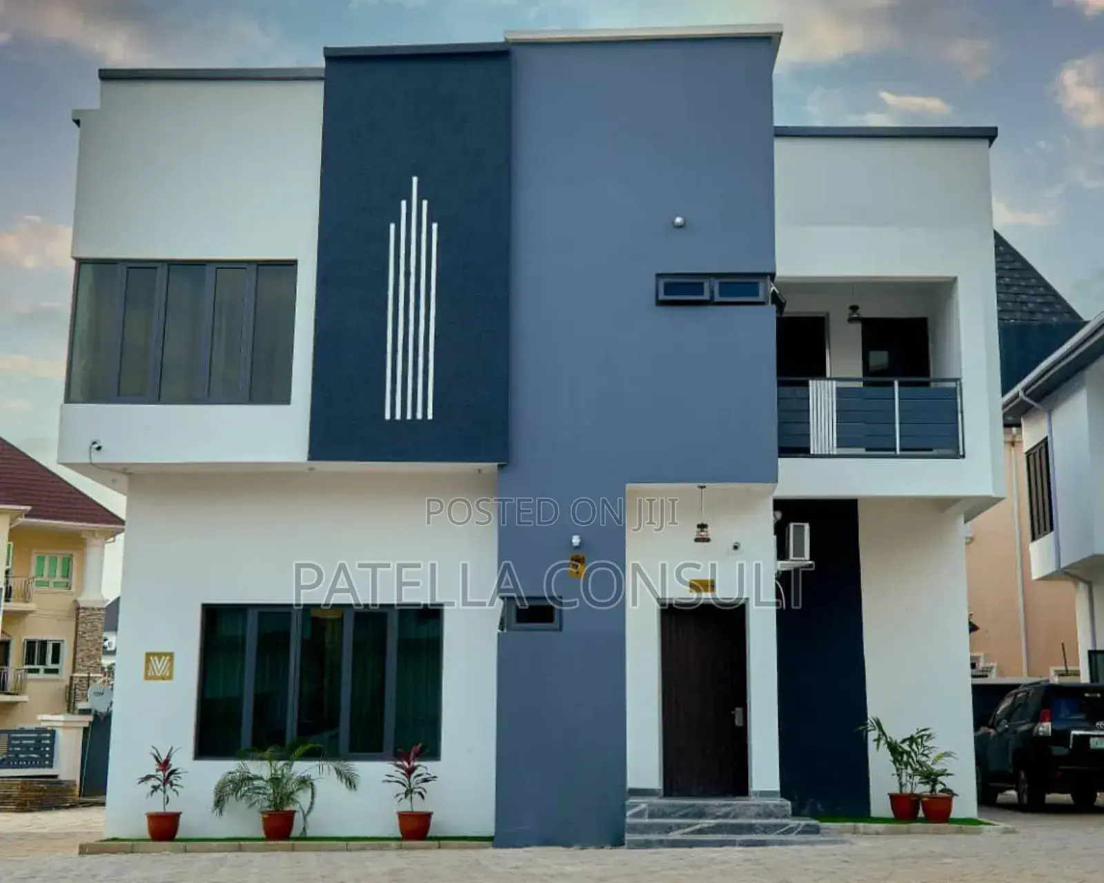 5 Bedroom Fully Detached Duplex with a Bq  GUZAPE