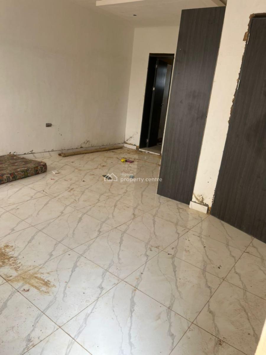 4 bedroom terraced duplex for sale