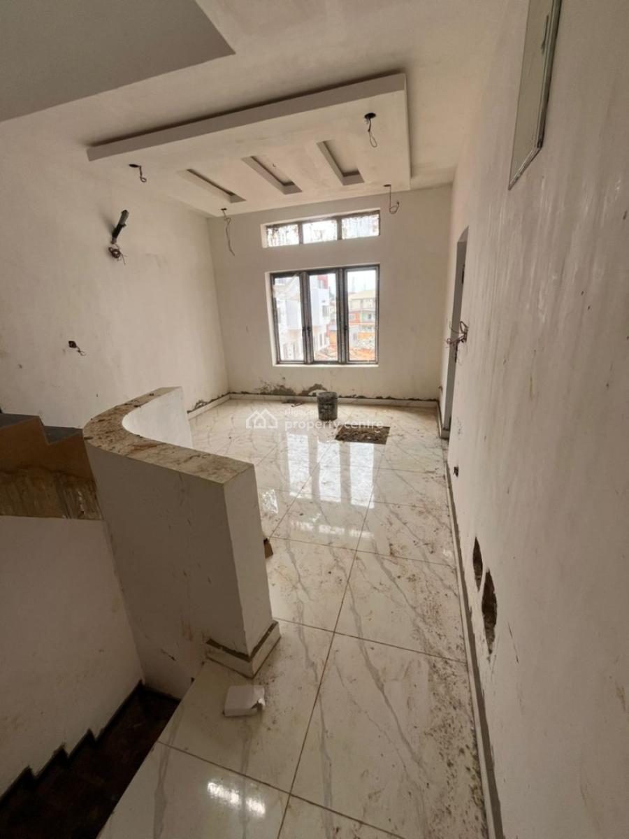 4 bedroom terraced duplex for sale