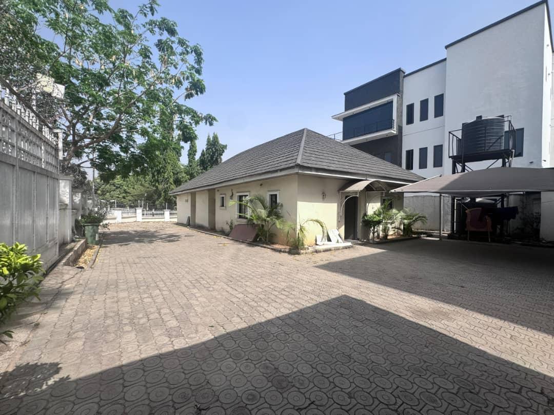 For rent   Only office, club, restaurants & spa