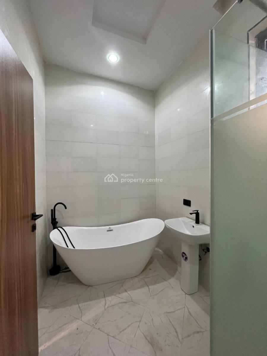 4 bedroom terraced duplex for sale
