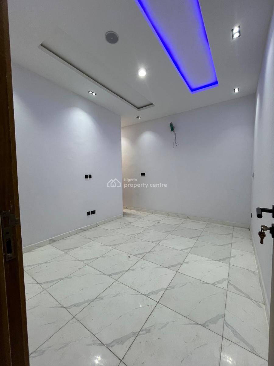 4 bedroom terraced duplex for sale