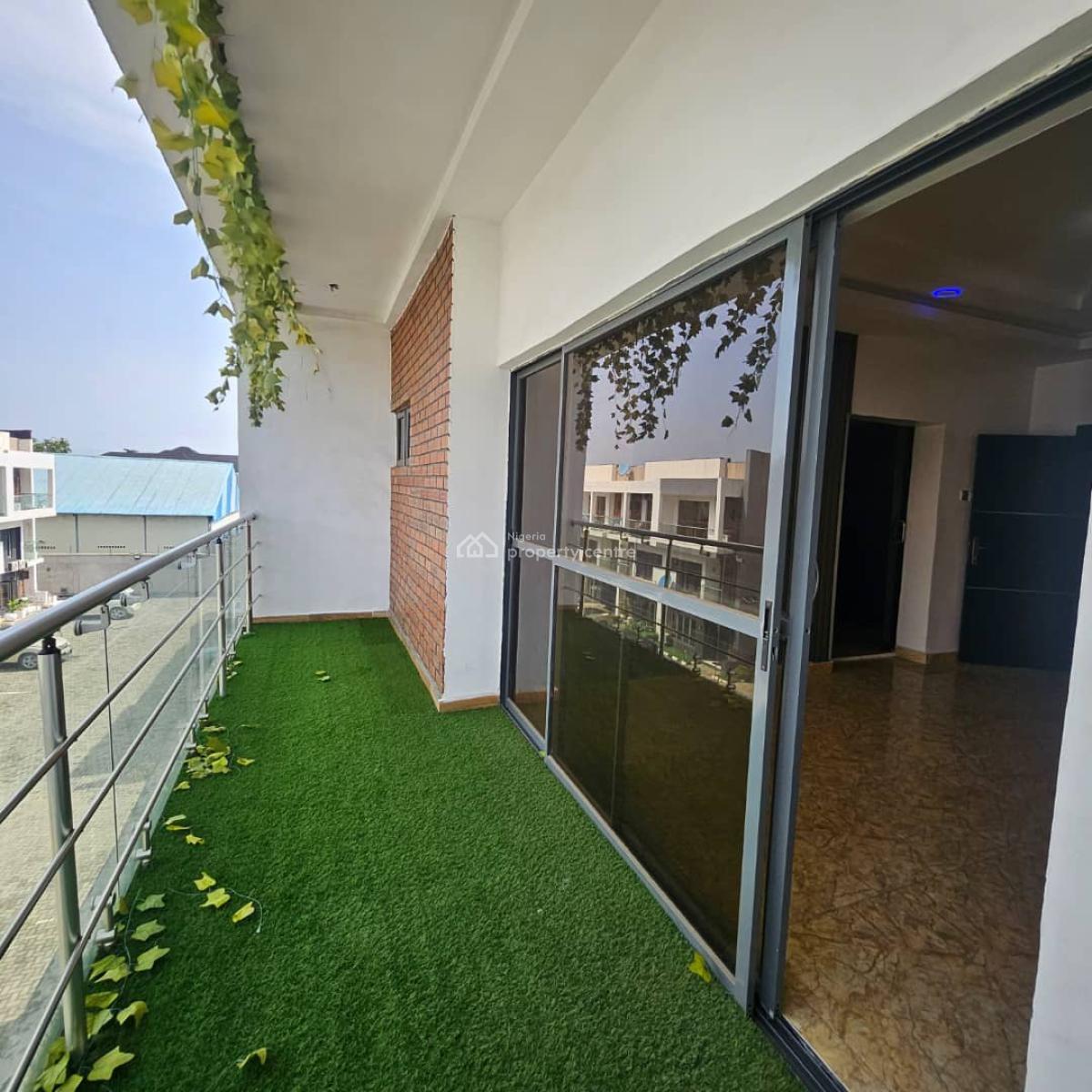 5 bedroom terraced duplex for sale