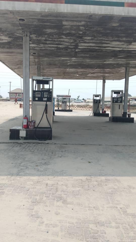 A WELL FUNCTIONING FILLING STATION FOR SALE