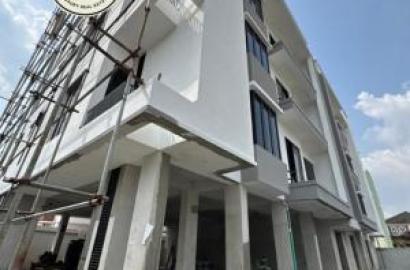3 bedroom flat / apartment for sale