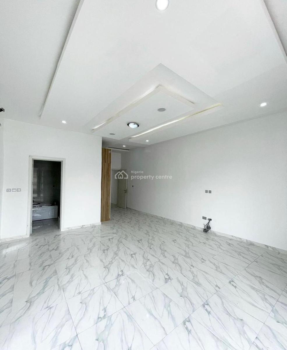 4 bedroom semi-detached duplex for sale