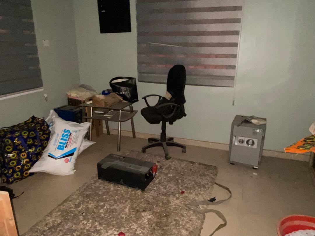 LETTING   3 bedrooms flat upstairs with all rooms en-suite and all round POP Location: Akowonjo, Lagos  Rent:  N3m Per Annum