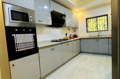 3 bedroom flat / apartment for sale