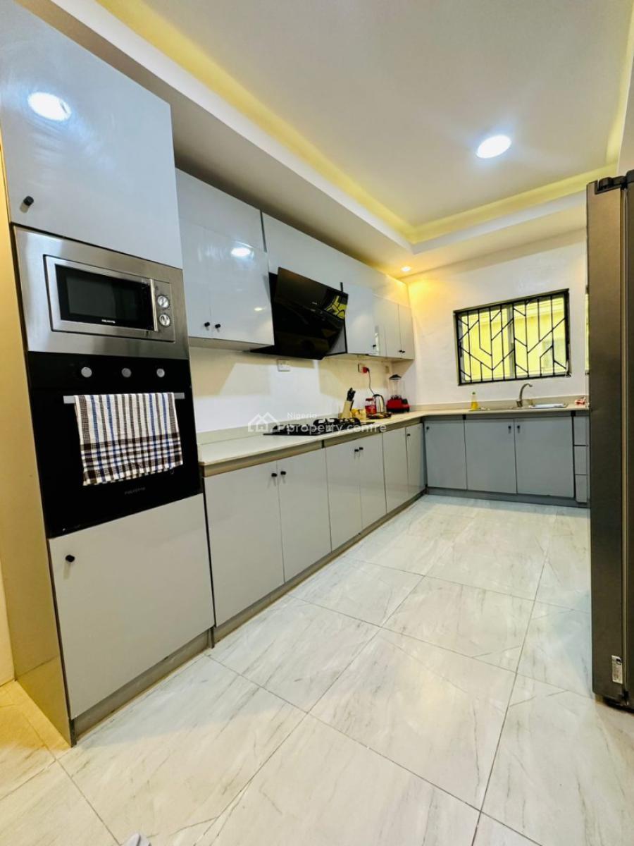3 bedroom flat / apartment for sale