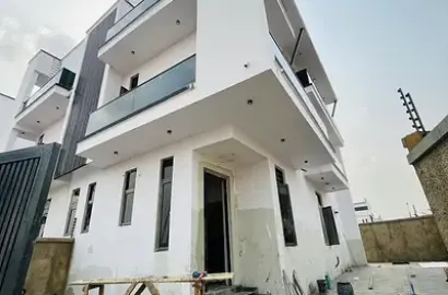 Luxury 5 Bedroom Fully Detached Duplex