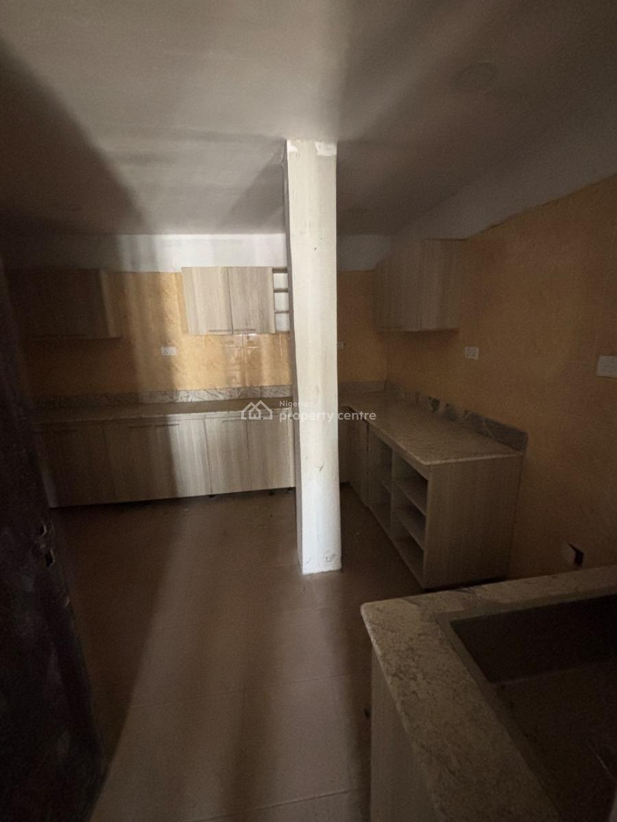 2 bedroom flat / apartment for sale