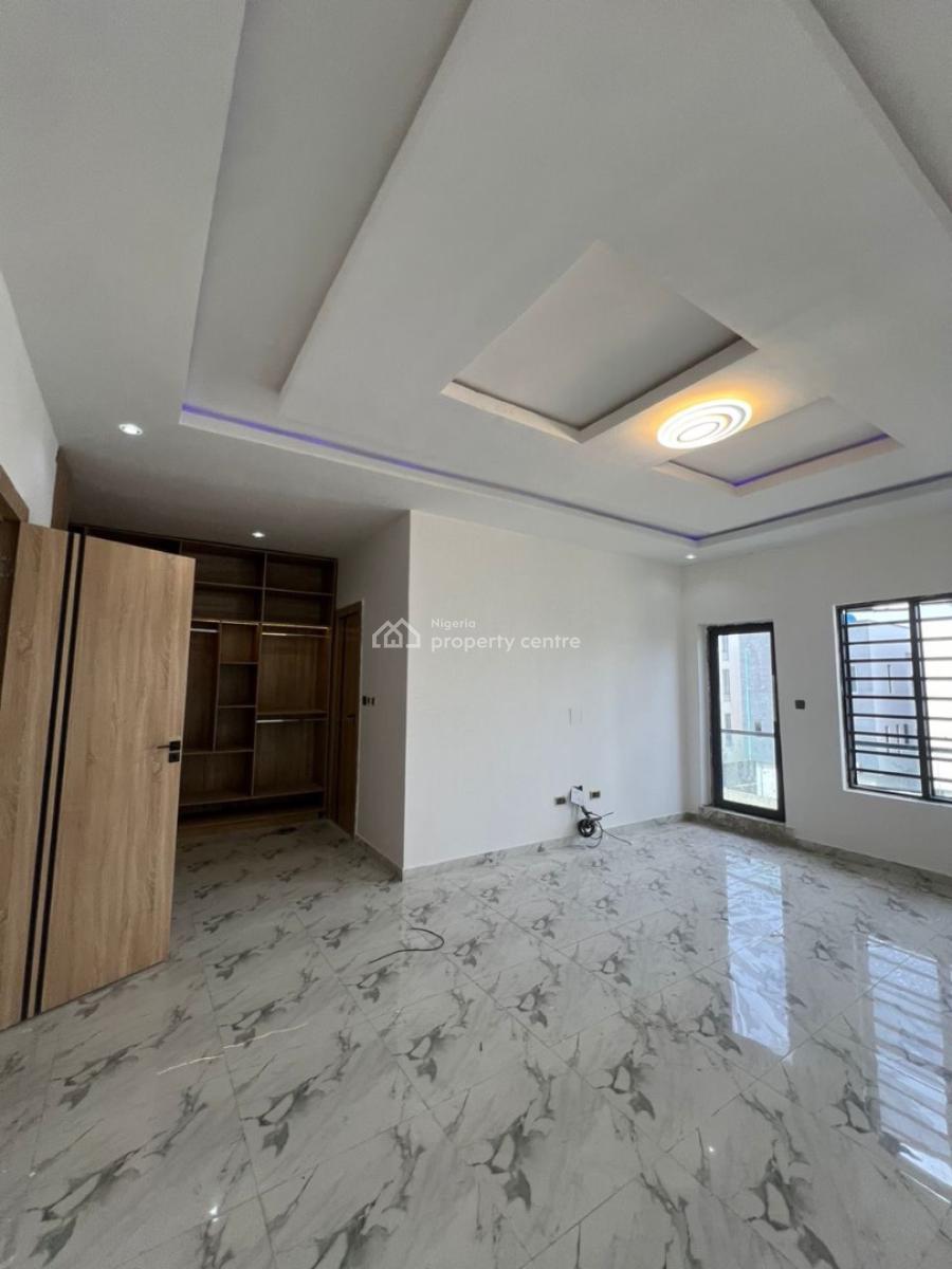 4 bedroom terraced duplex for sale