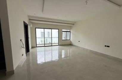 4 Bedroom Maisonette With Bq