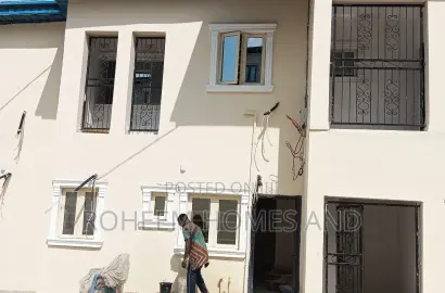 2bdrm Block of Flats in K Farm Estate, Ifako-Ogba for sale