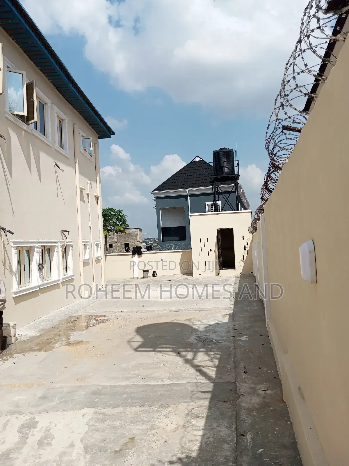 2bdrm Block of Flats in K Farm Estate, Ifako-Ogba for sale