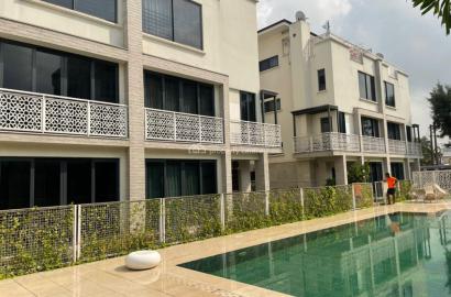 4 bedroom detached duplex for rent
