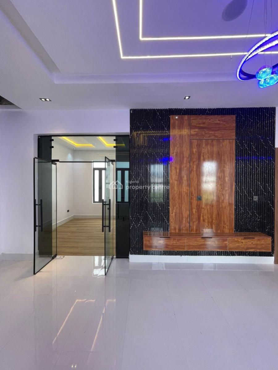 Luxury 5 Bedroom Fully-detached Duplex With Bq