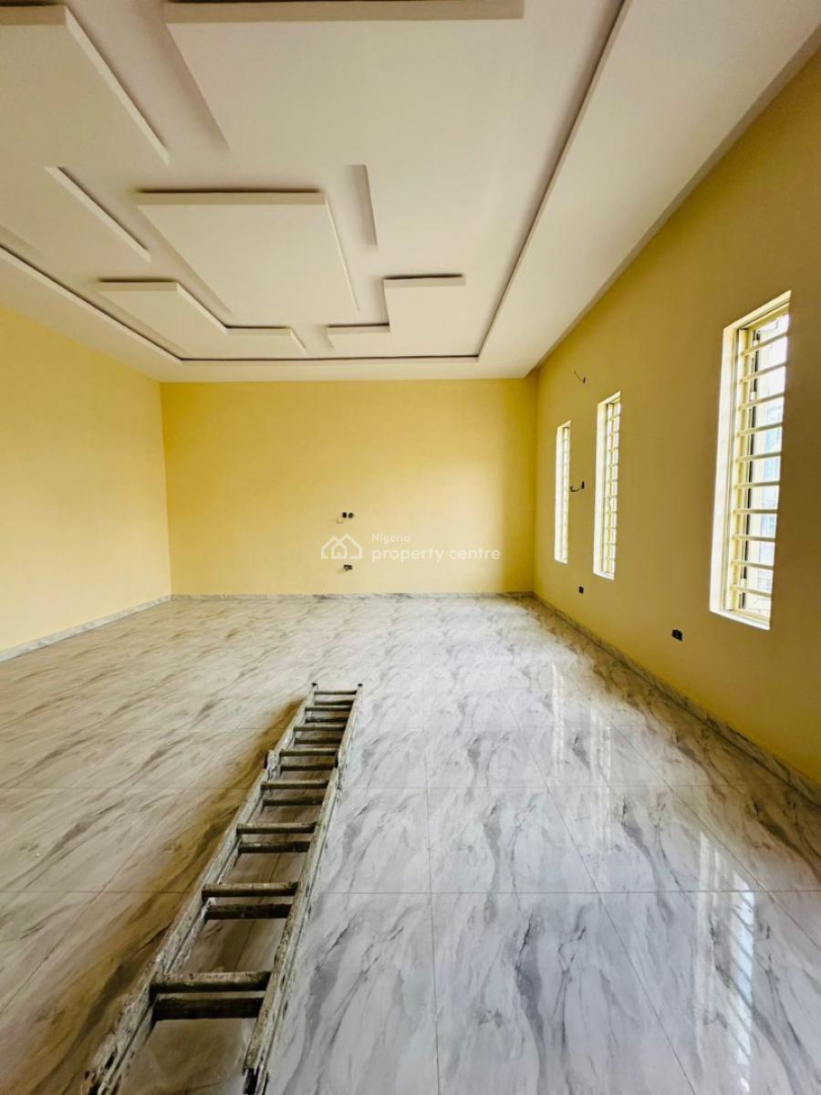 4 bedroom semi-detached duplex for sale