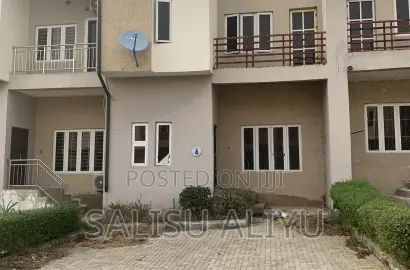 3bdrm Townhouse/Terrace in Life Camp, Gwarinpa for Sale