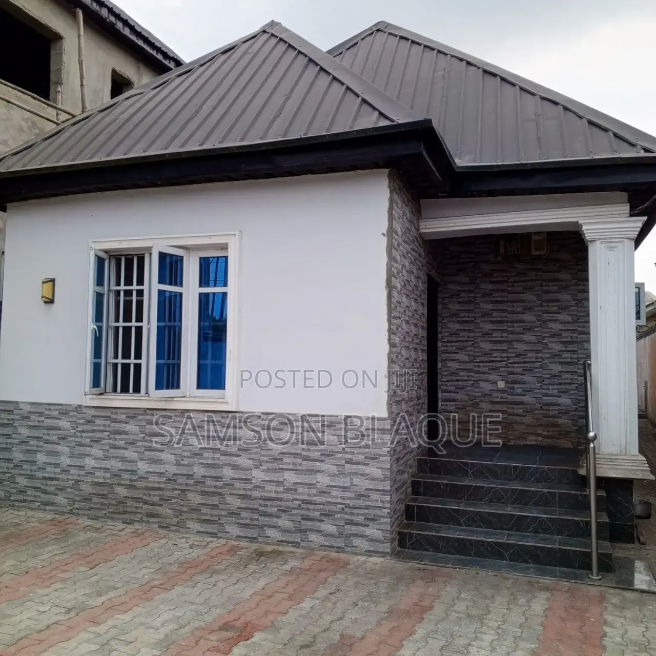 3 Bedroom Bungalow With 24hrs Solar Power
