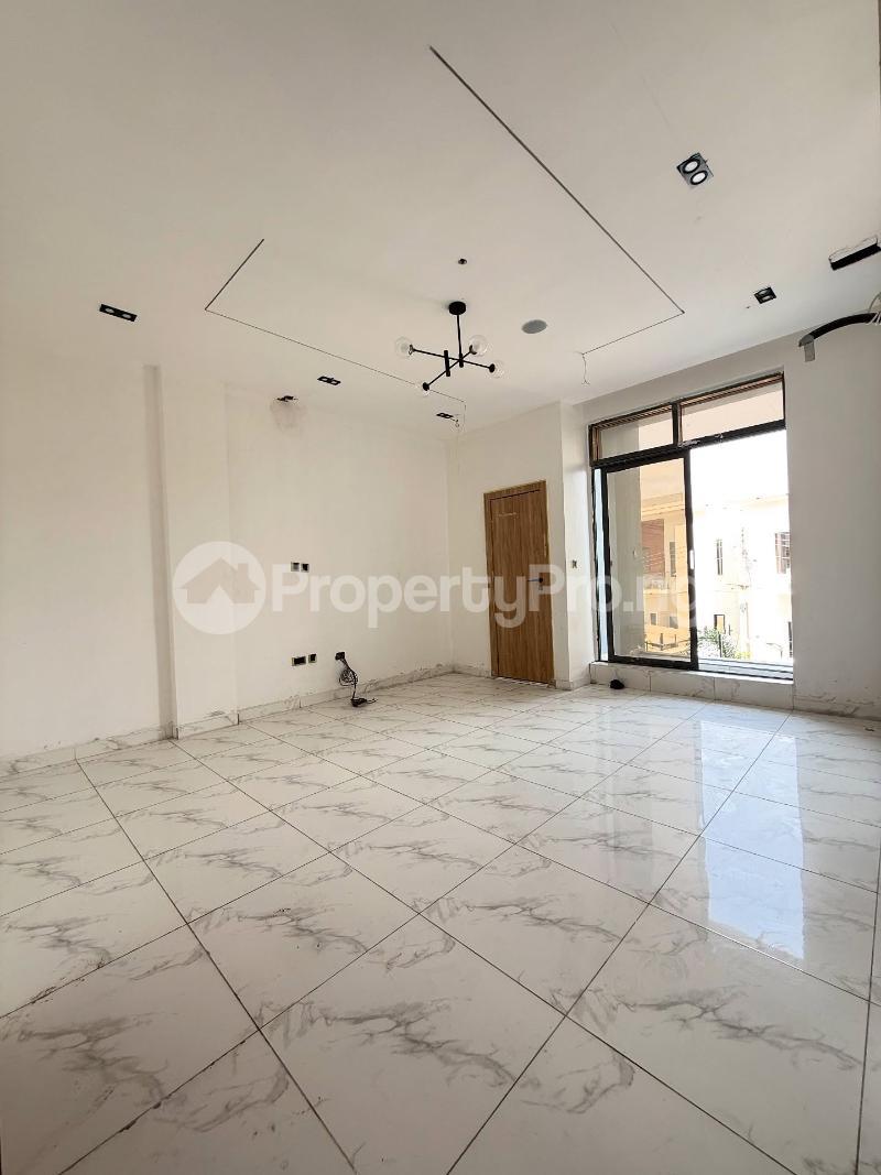 Exquisitely Built 2 Bedroom Serviced Apartment