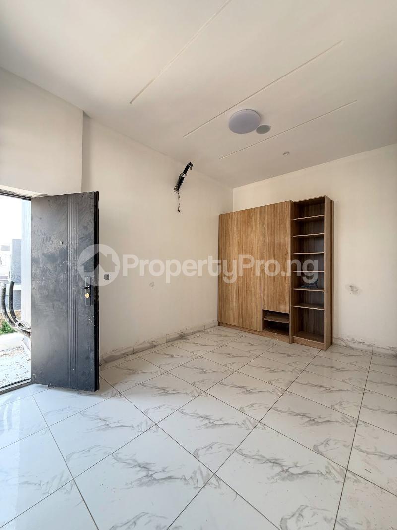 Exquisitely Built 2 Bedroom Serviced Apartment