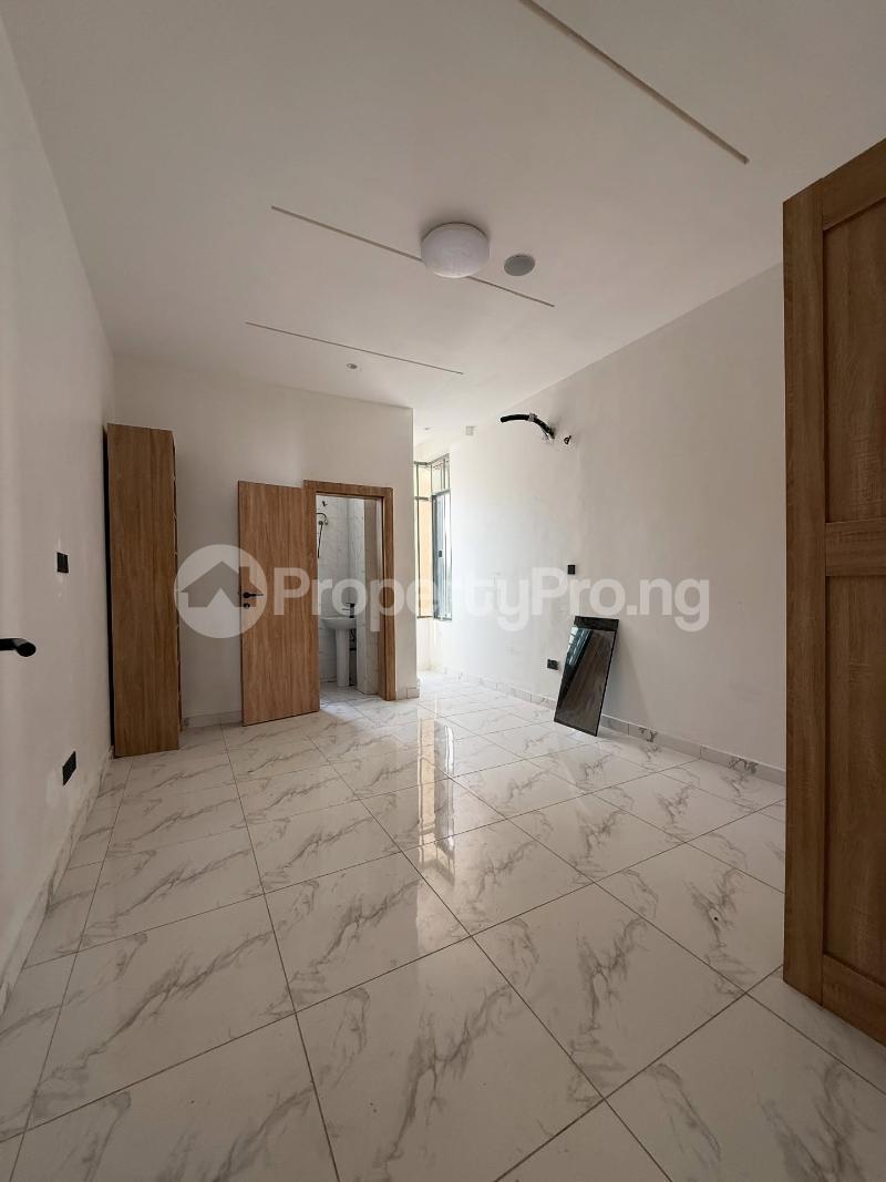 Exquisitely Built 2 Bedroom Serviced Apartment