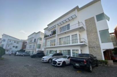 Luxury Waterfront 3-bedroom Flat