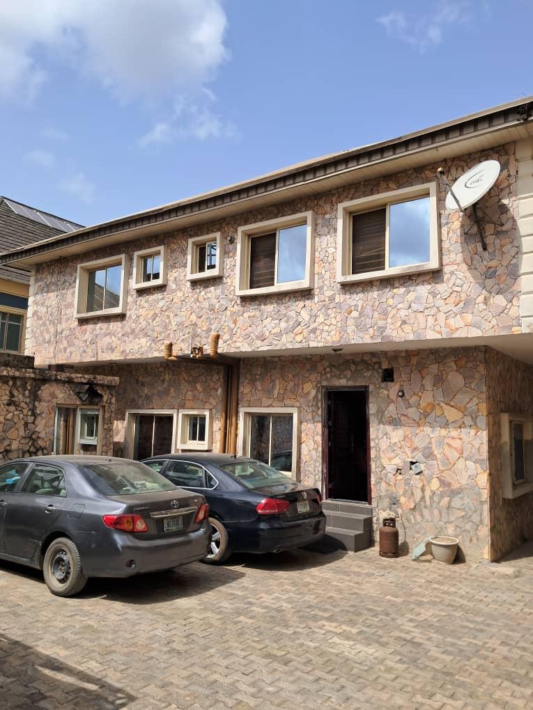 For Sale A standard, very decent and spacious SIX (6) BEDROOMS detached house with a story building boy's quarter on a plot of land