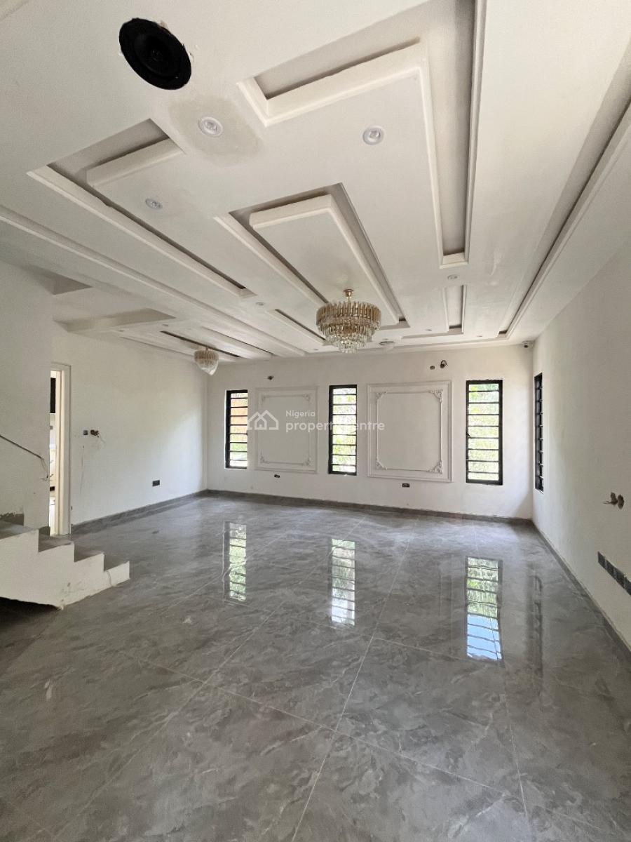 4 bedroom semi-detached duplex for sale