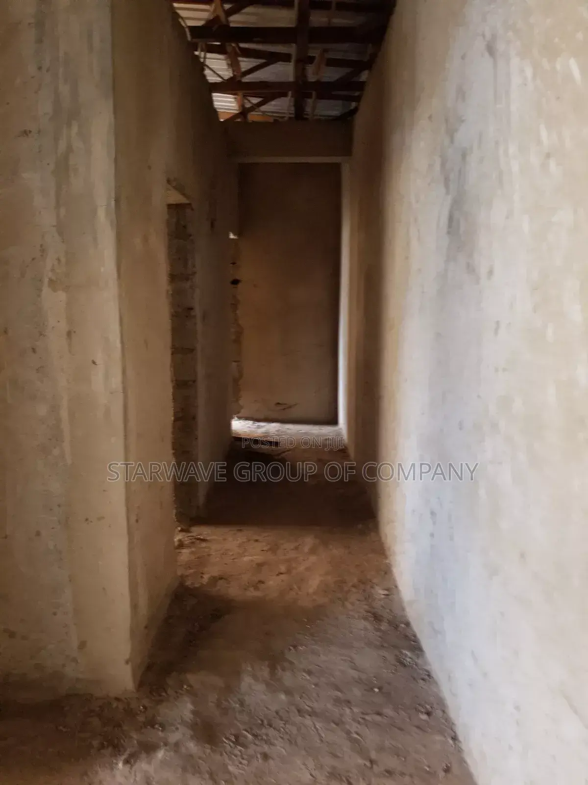 2 bedroom Flat (Carcas) in Paradise 2 Estate, Life Camp for sale