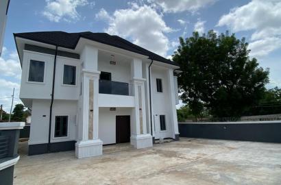 5 bedroom duplex at old GRA every close to ShopRite