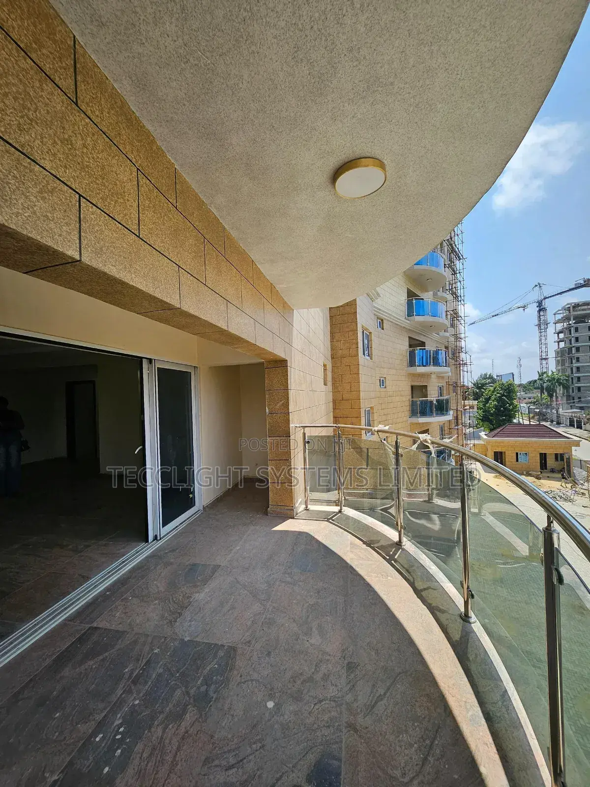 FOR SALE: 4-Bedroom Apartment With BQ In Ikoyi  Location: Ikoyi, Lagos  Price: ₦950M