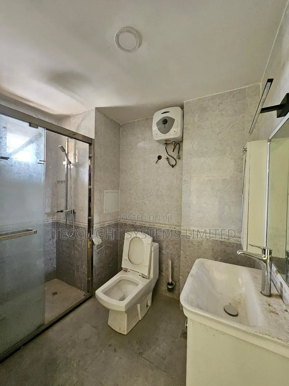 FOR SALE: 4-Bedroom Apartment With BQ In Ikoyi  Location: Ikoyi, Lagos  Price: ₦950M