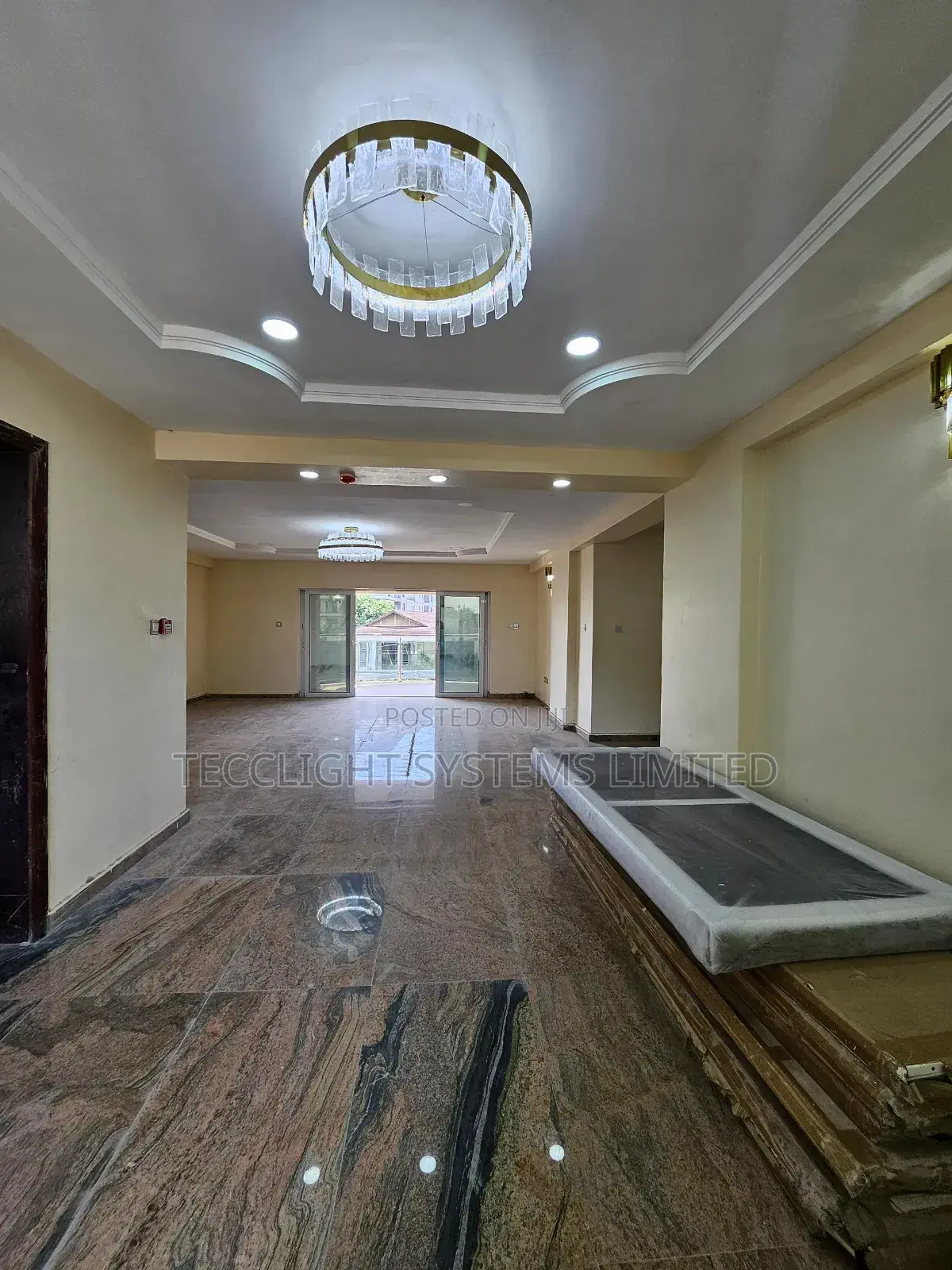FOR SALE: 4-Bedroom Apartment With BQ In Ikoyi  Location: Ikoyi, Lagos  Price: ₦950M