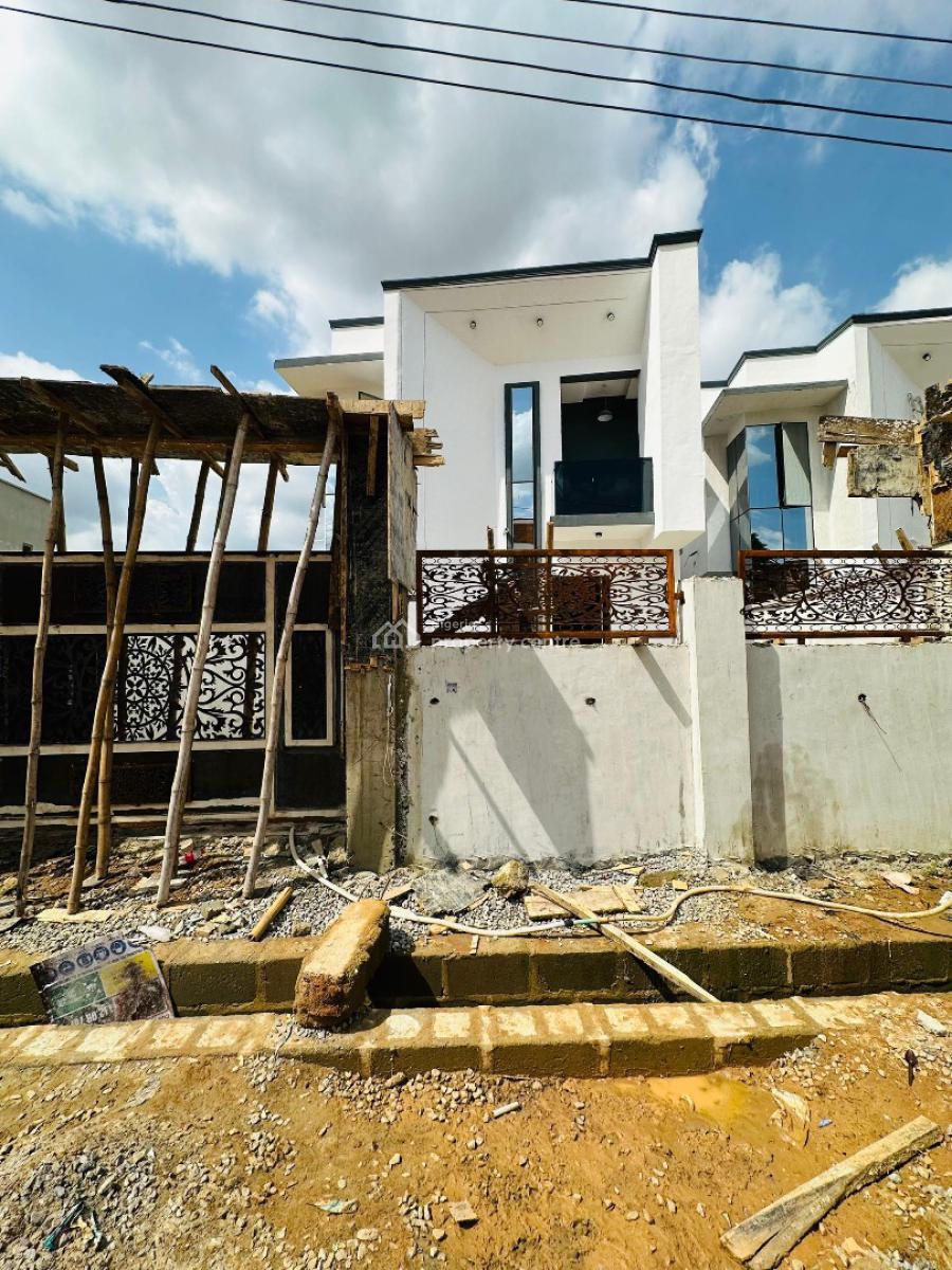 4 bedroom detached duplex for sale
