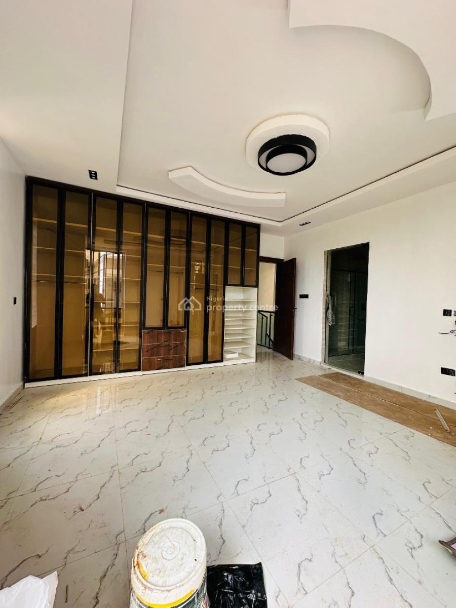 4 bedroom detached duplex for sale