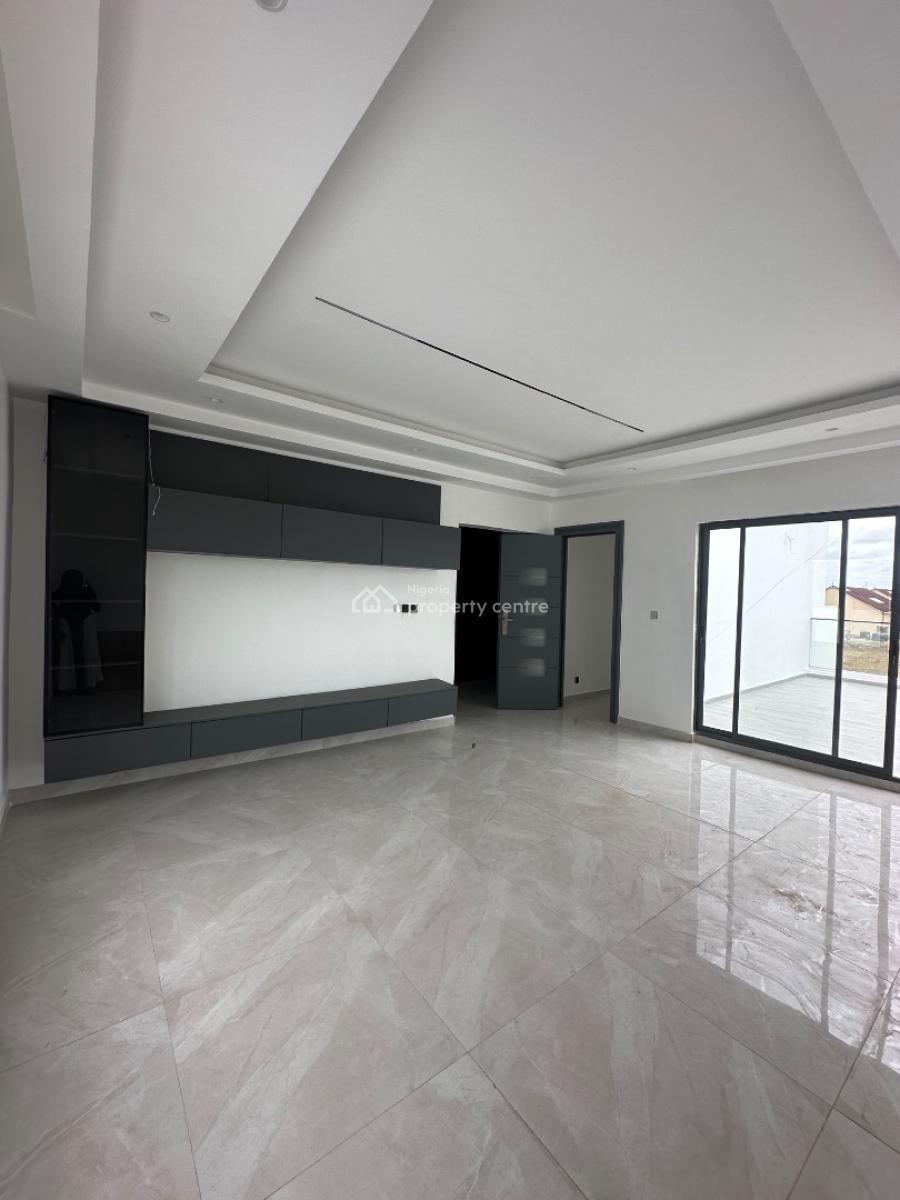 5 bedroom detached duplex for sale